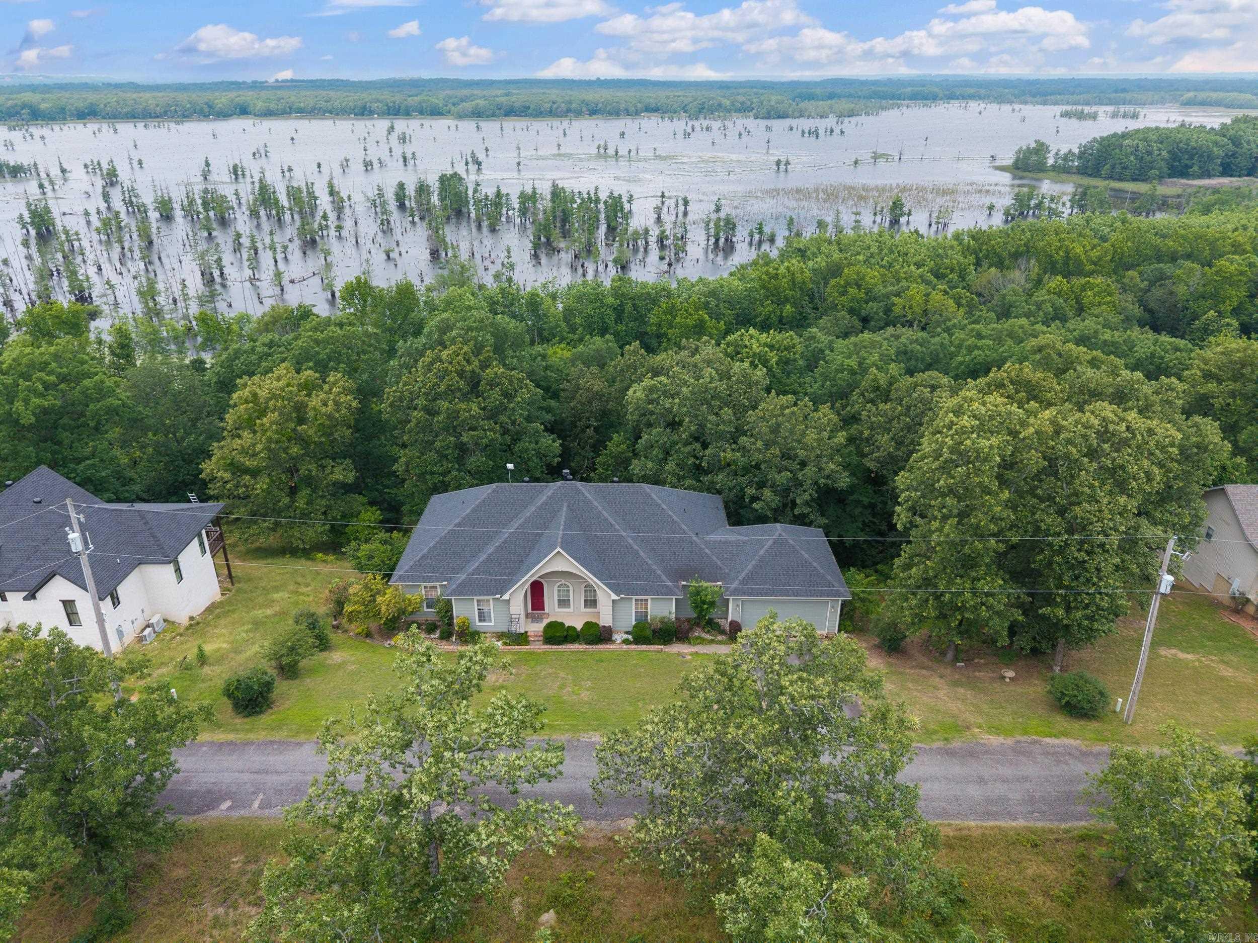 CANTERBERRY POINT - Residential