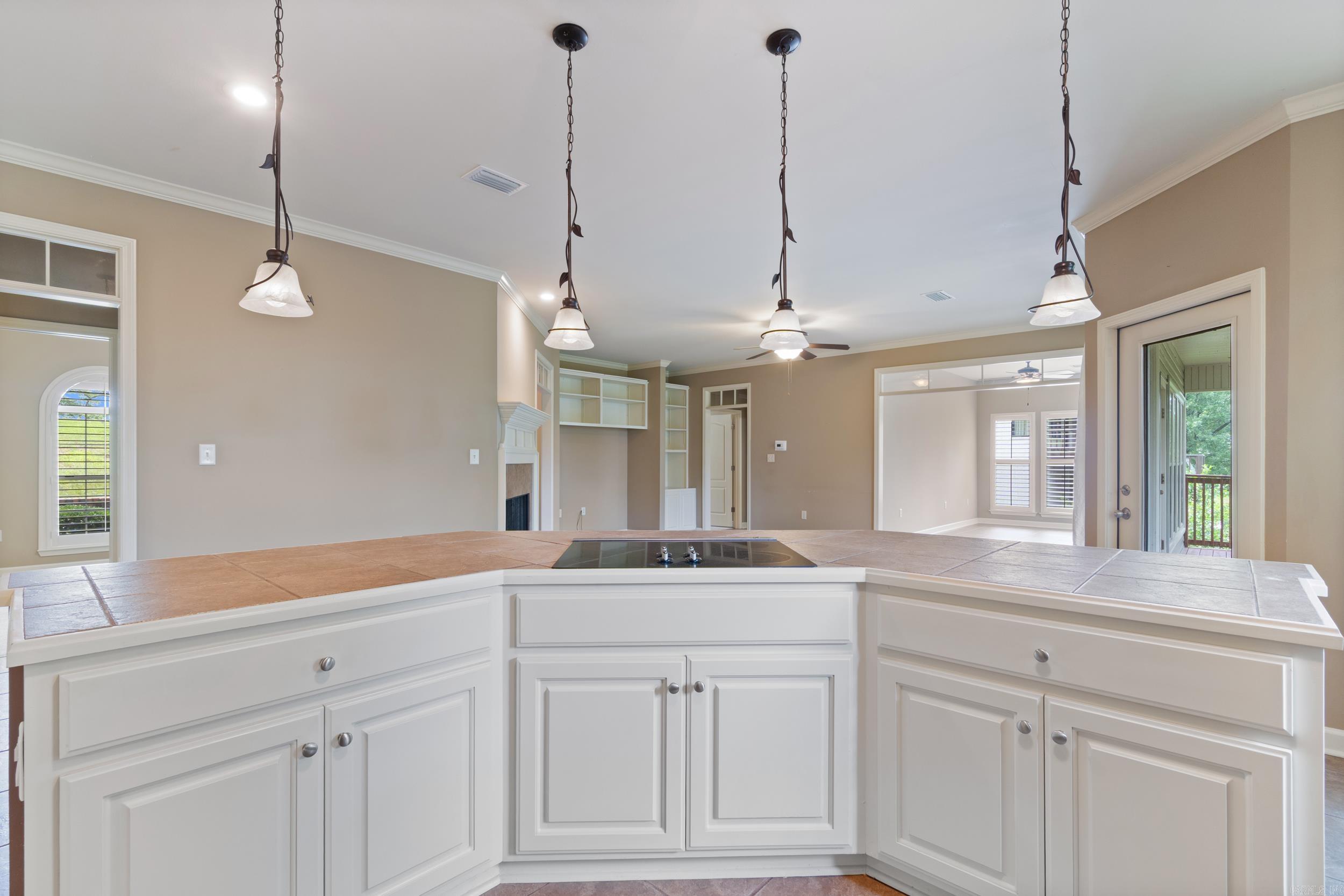 CANTERBERRY POINT - Residential