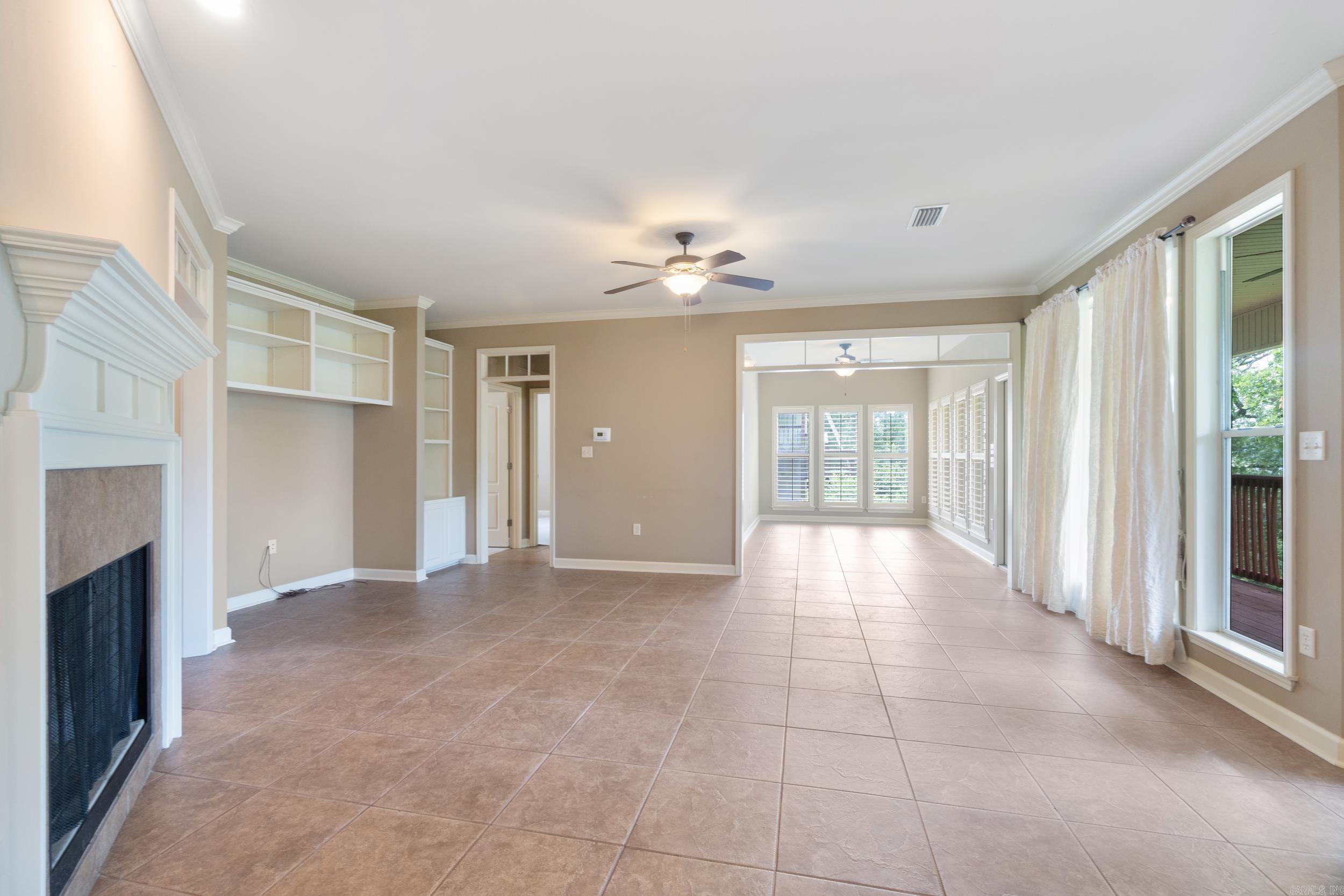 CANTERBERRY POINT - Residential