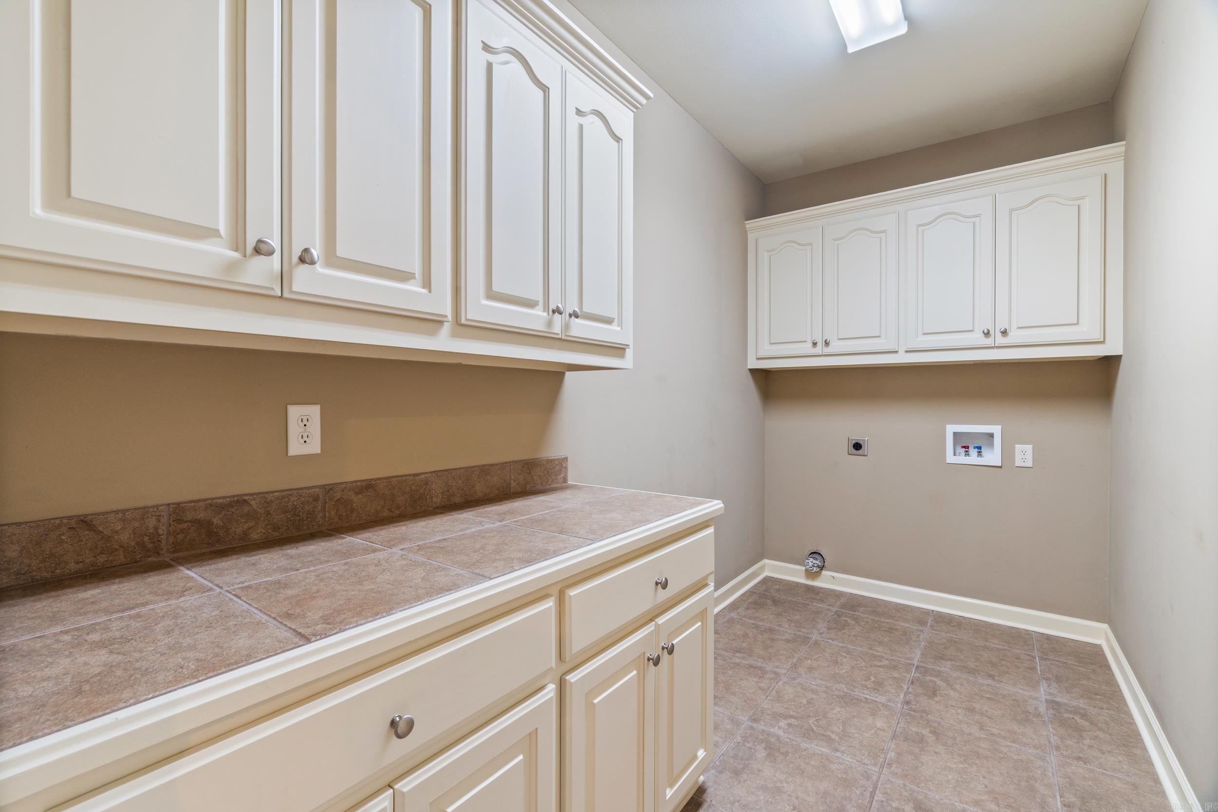 CANTERBERRY POINT - Residential