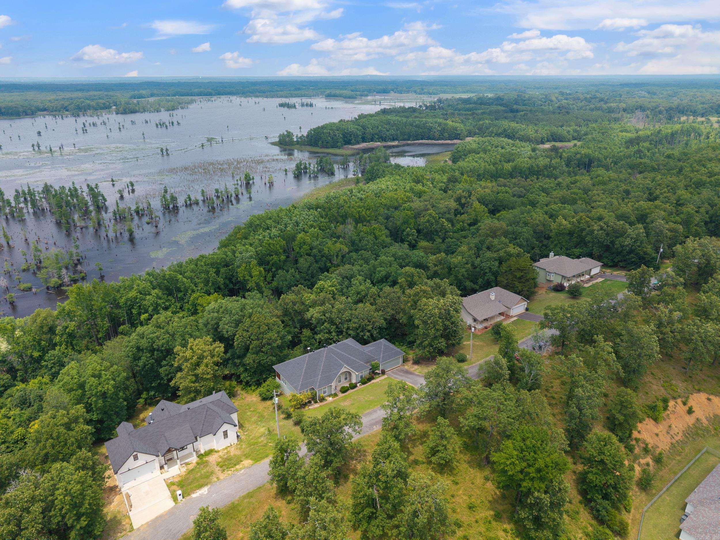 CANTERBERRY POINT - Residential