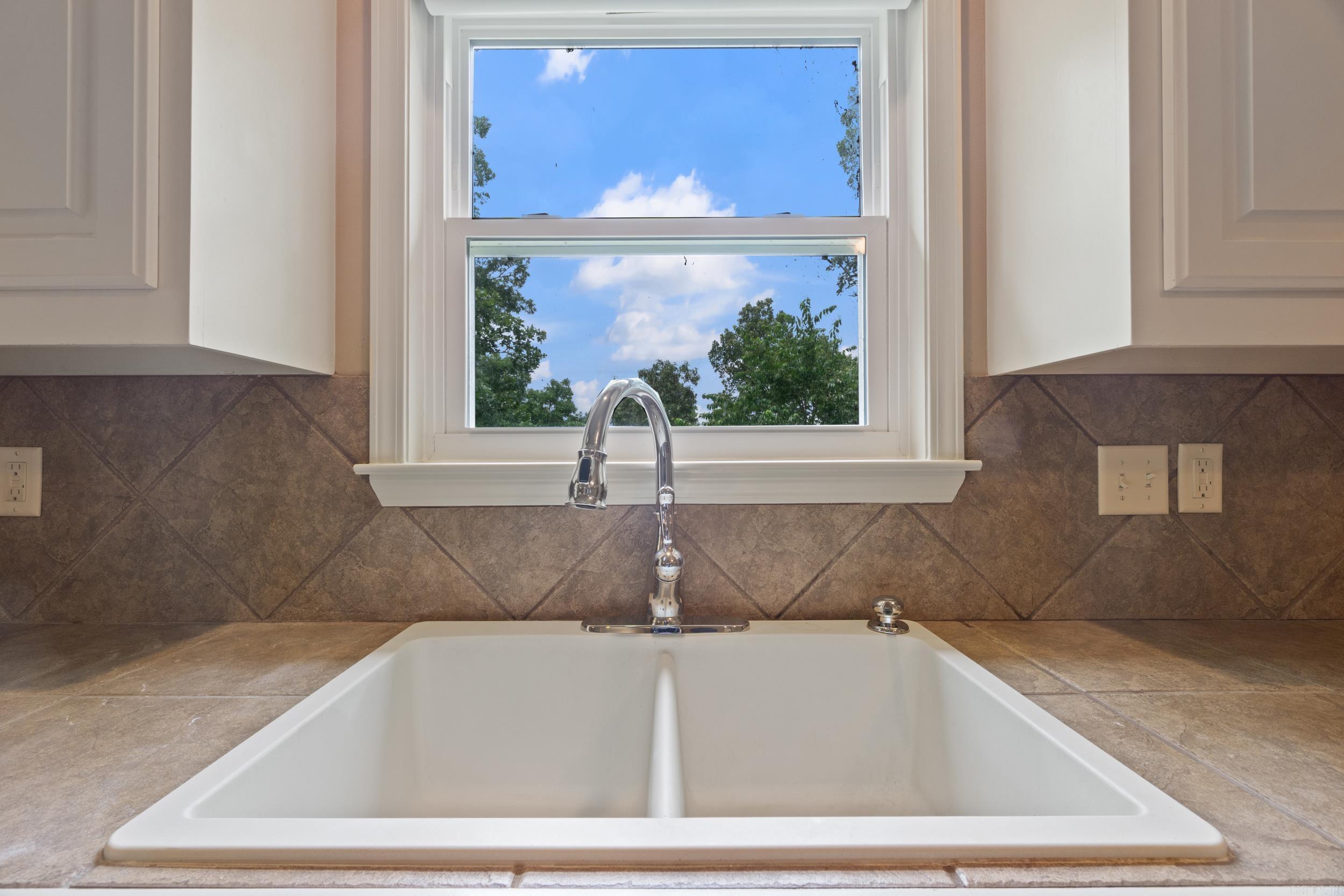 CANTERBERRY POINT - Residential