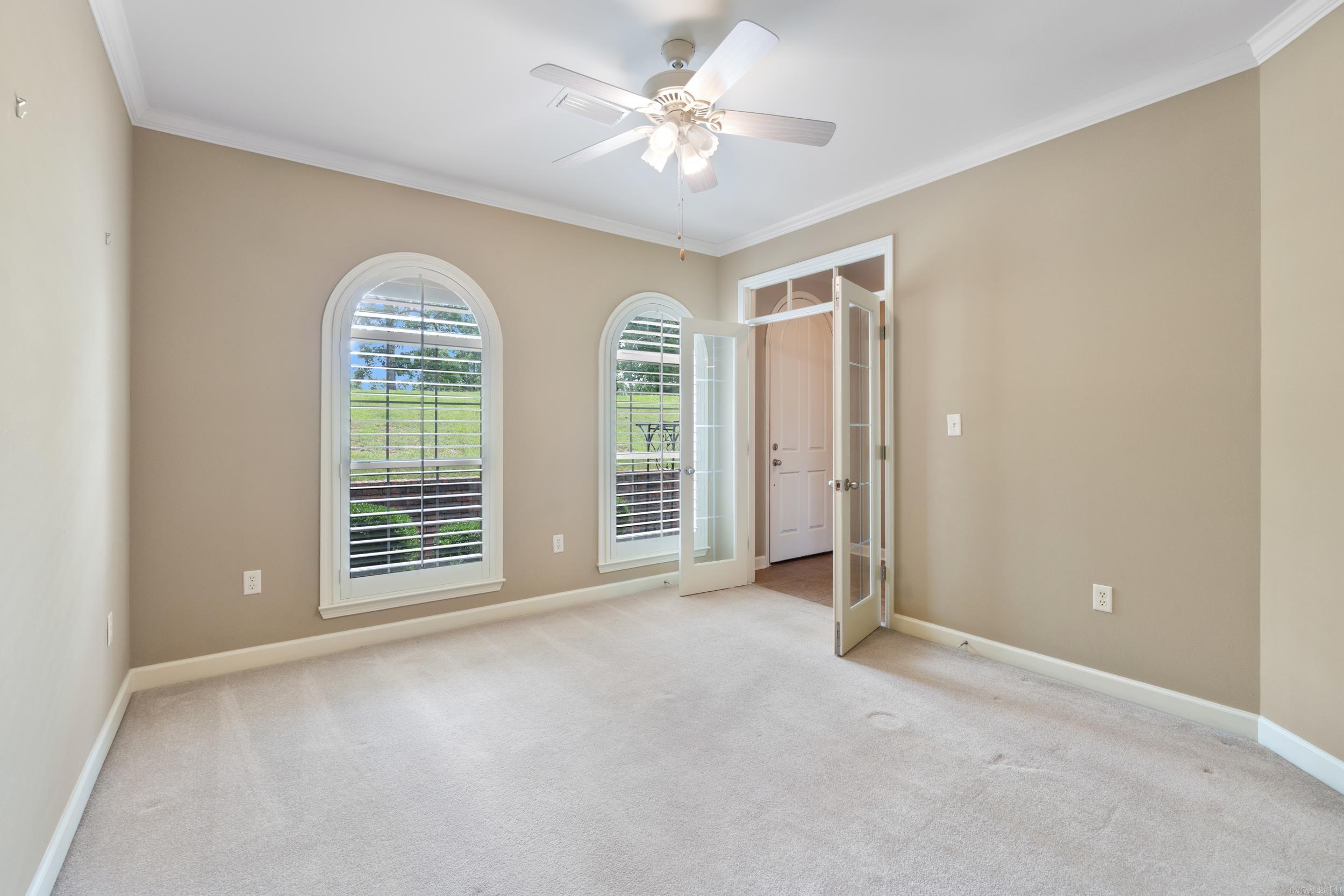 CANTERBERRY POINT - Residential