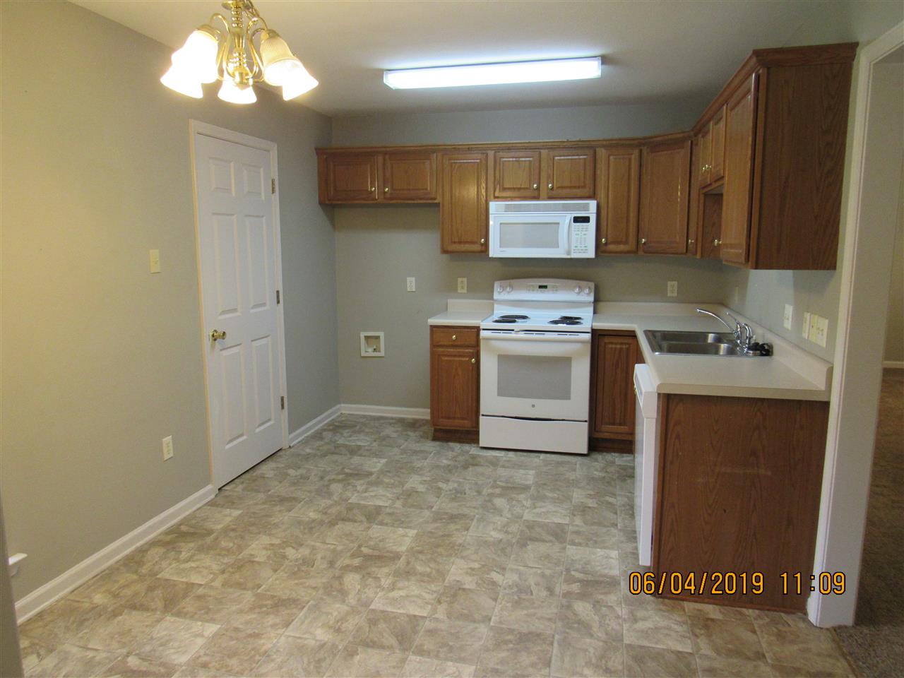 Oak Meadows - Residential Lease