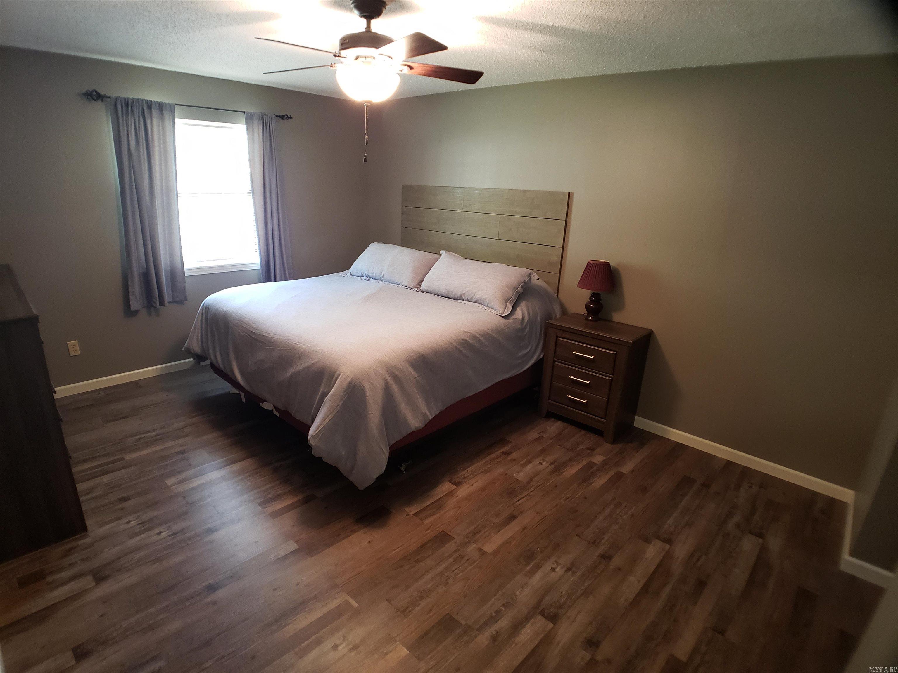 HAMILTON HILLS - Residential