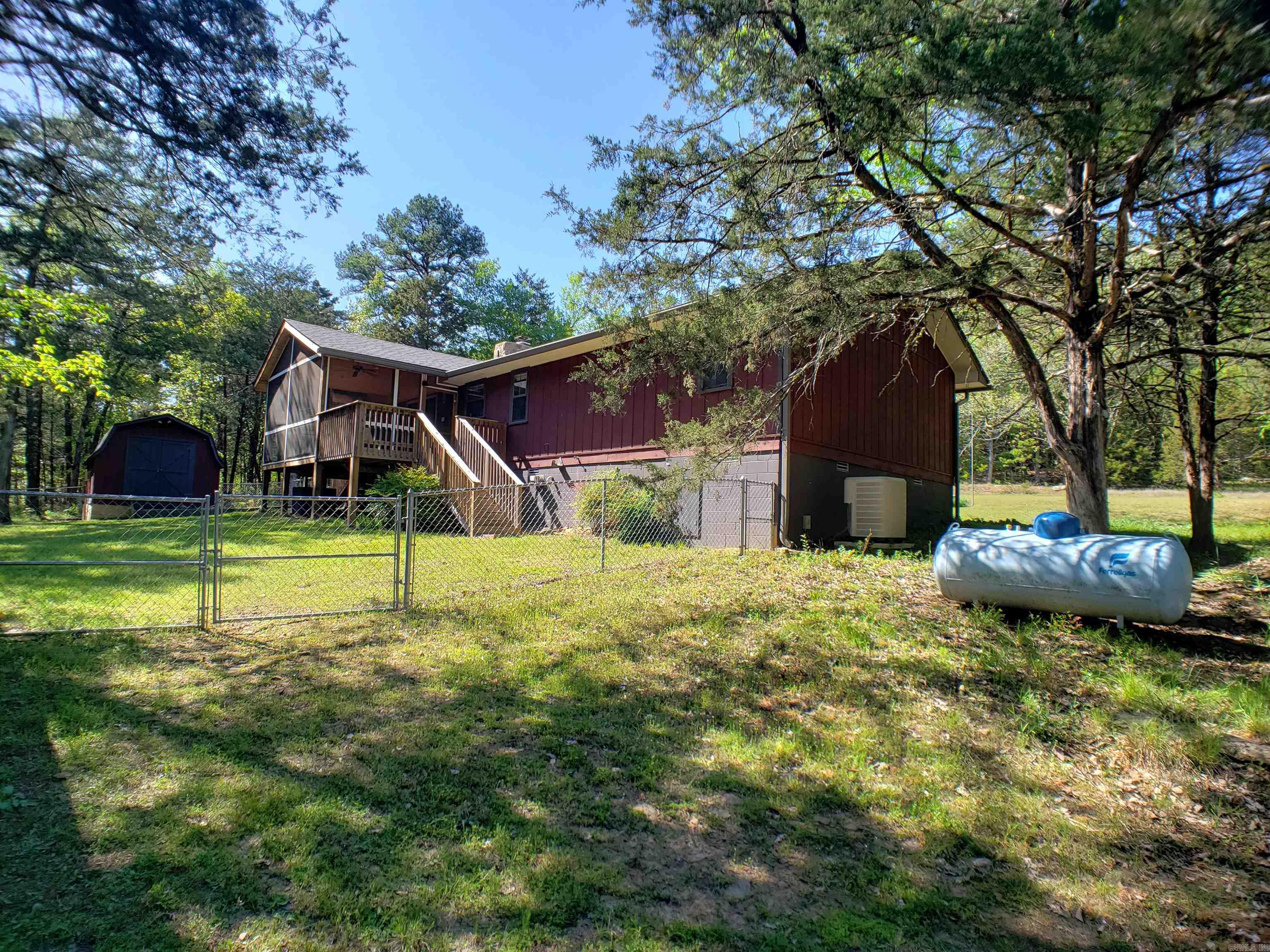 HAMILTON HILLS - Residential