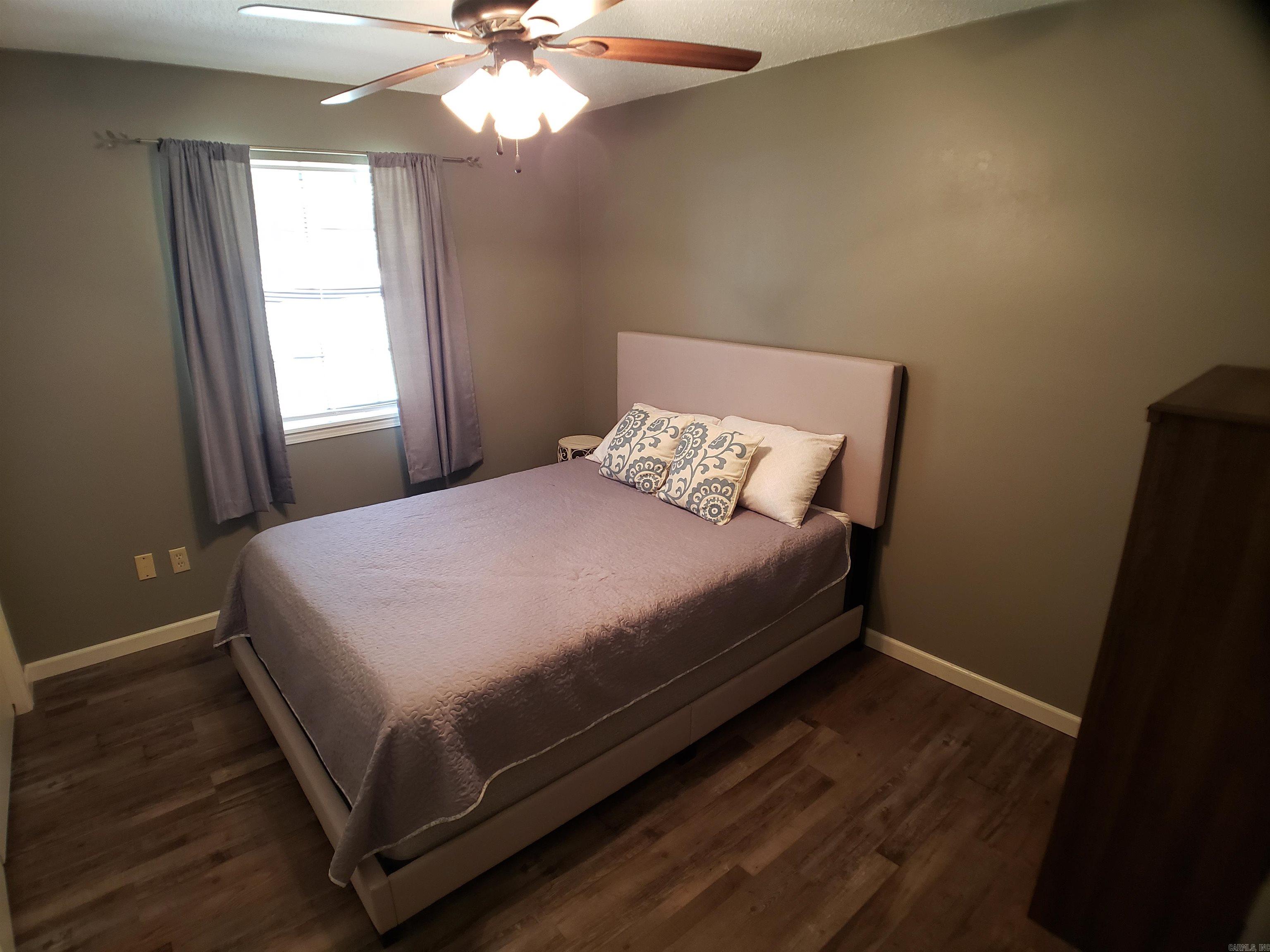 HAMILTON HILLS - Residential