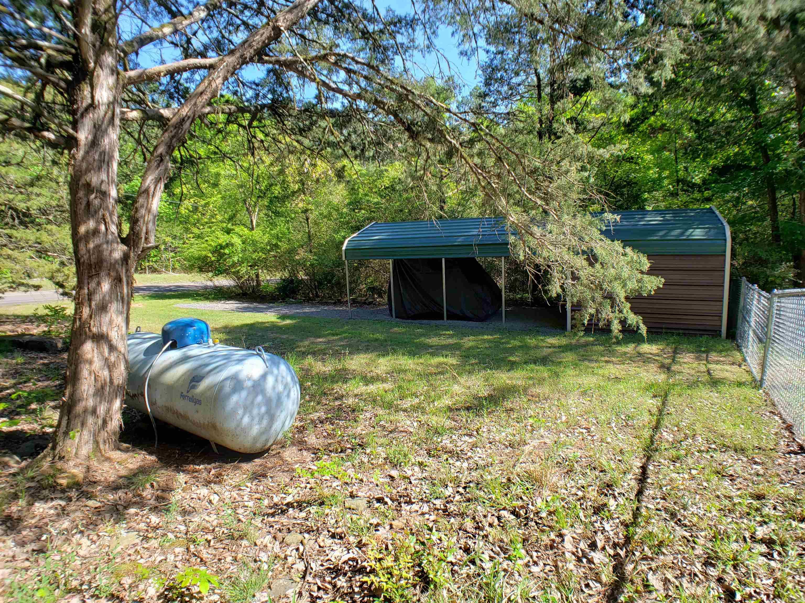 HAMILTON HILLS - Residential