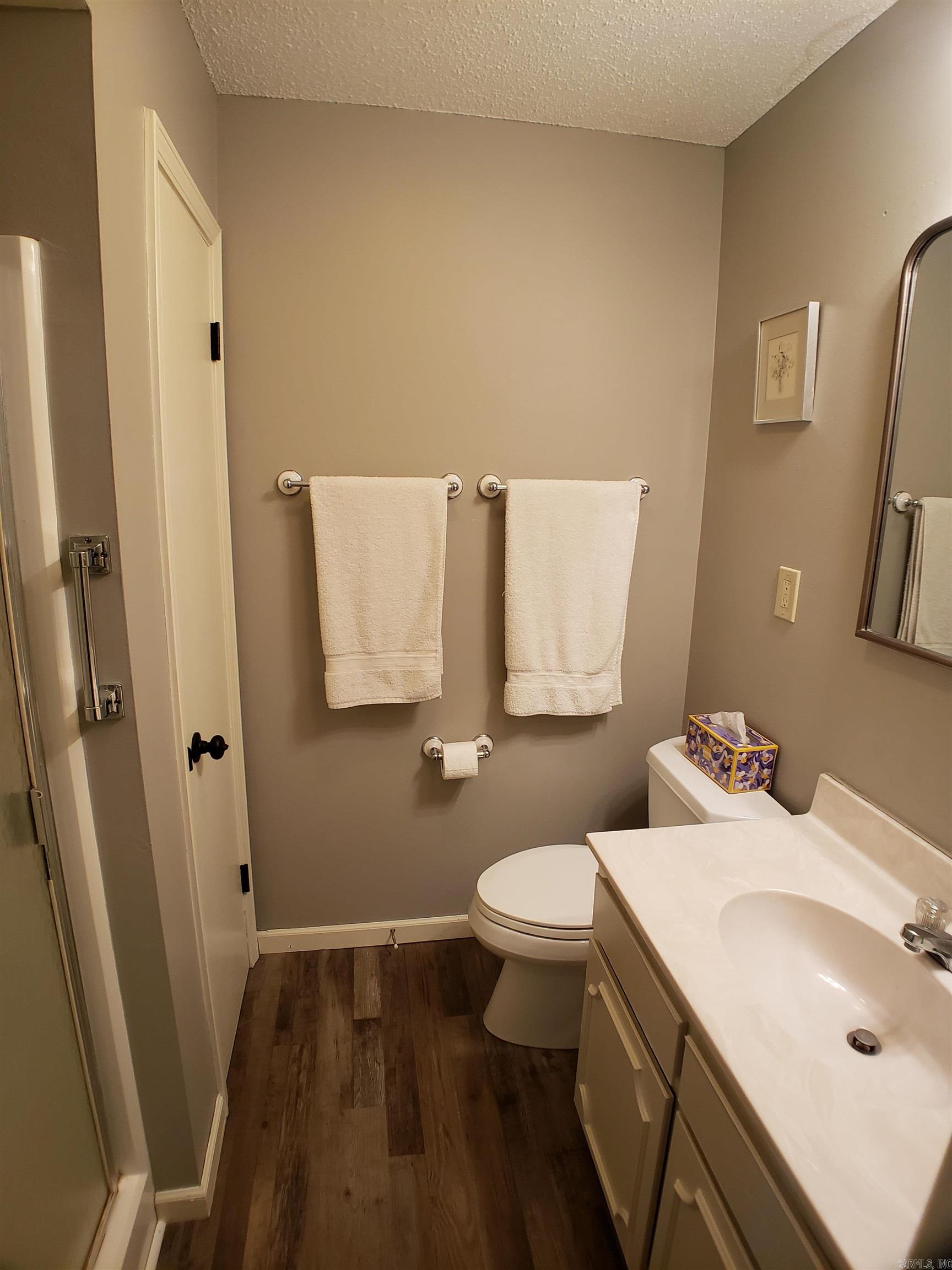 HAMILTON HILLS - Residential