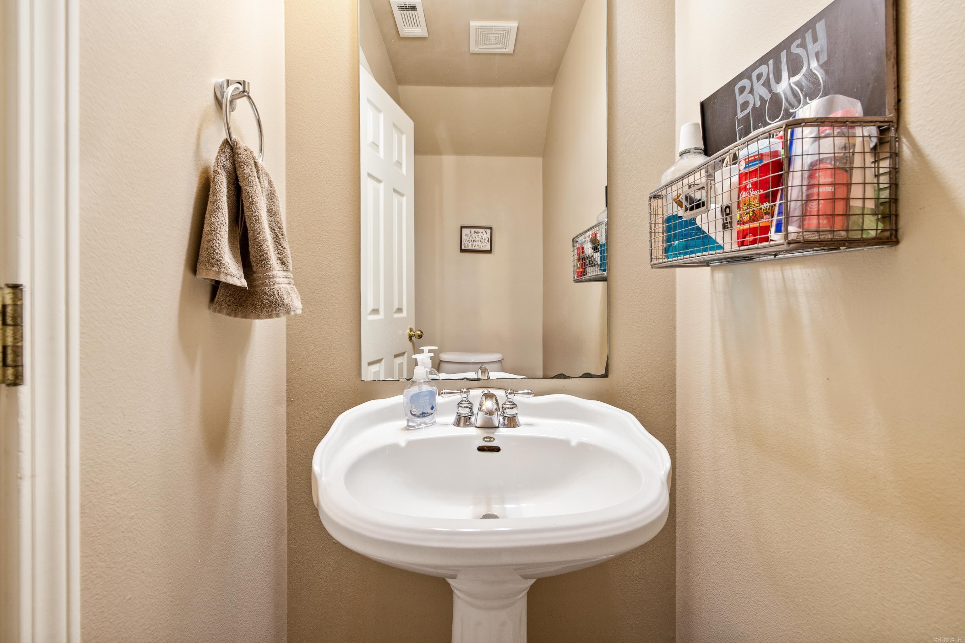 HARTFORD HILLS - Residential