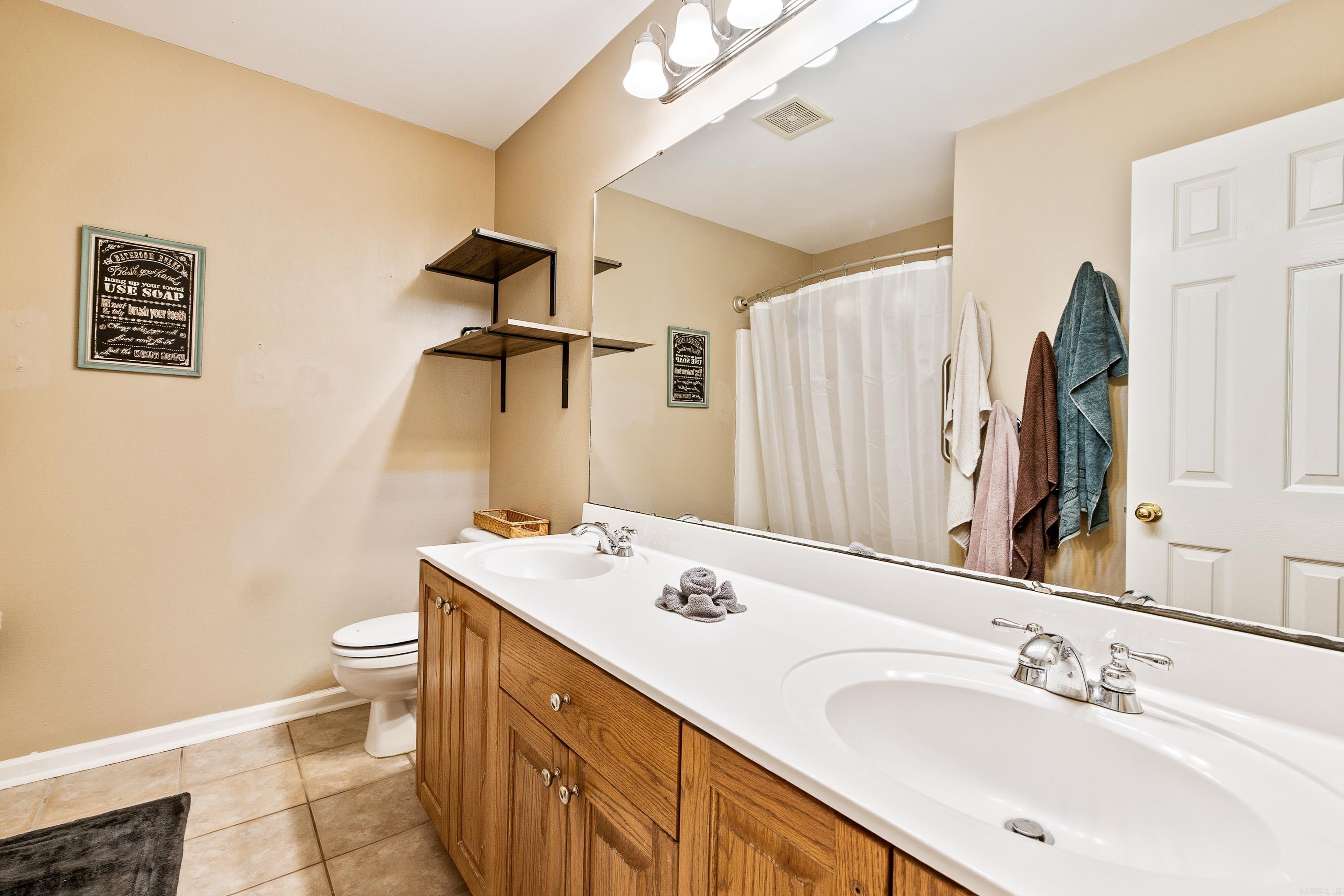 HARTFORD HILLS - Residential