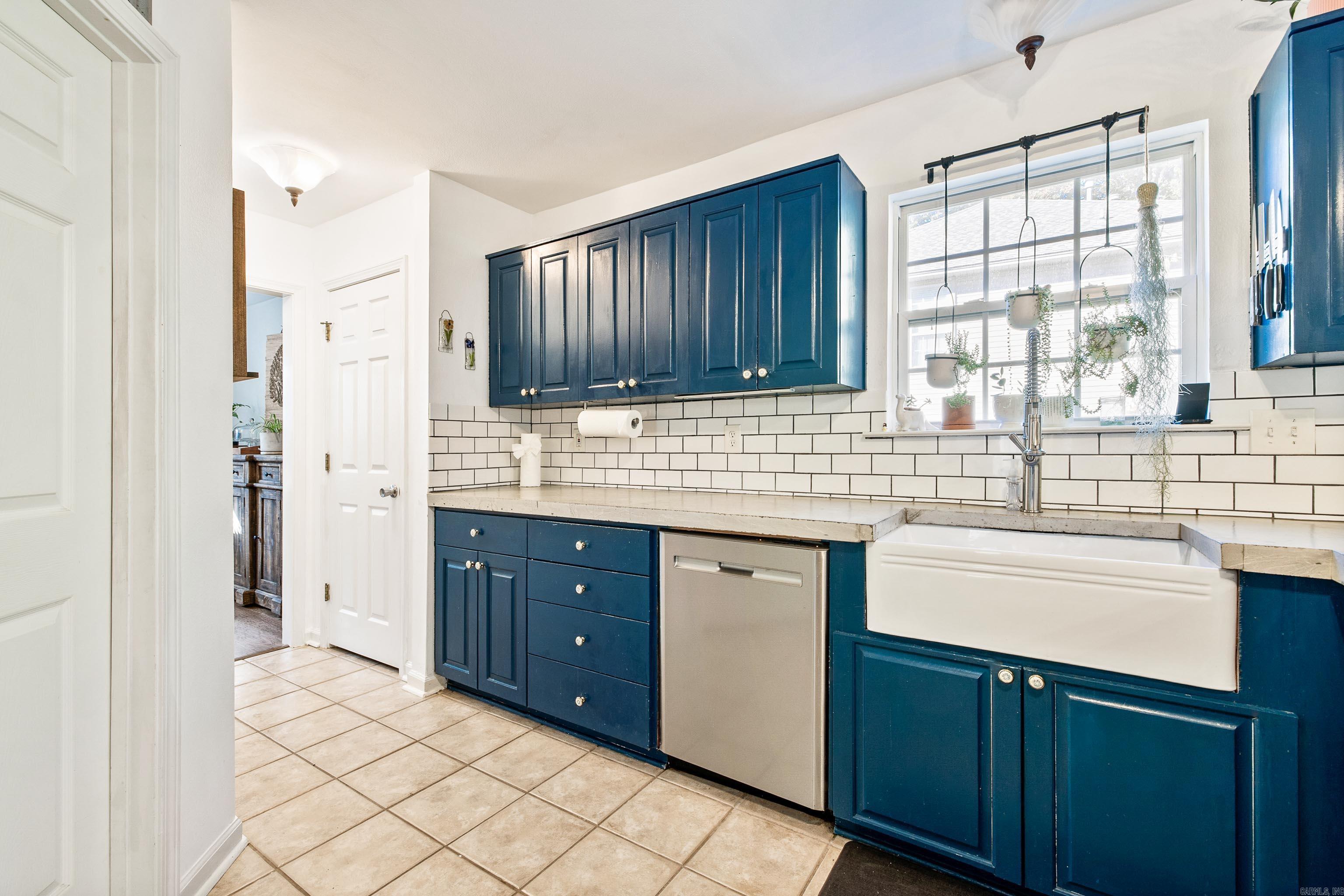 HARTFORD HILLS - Residential