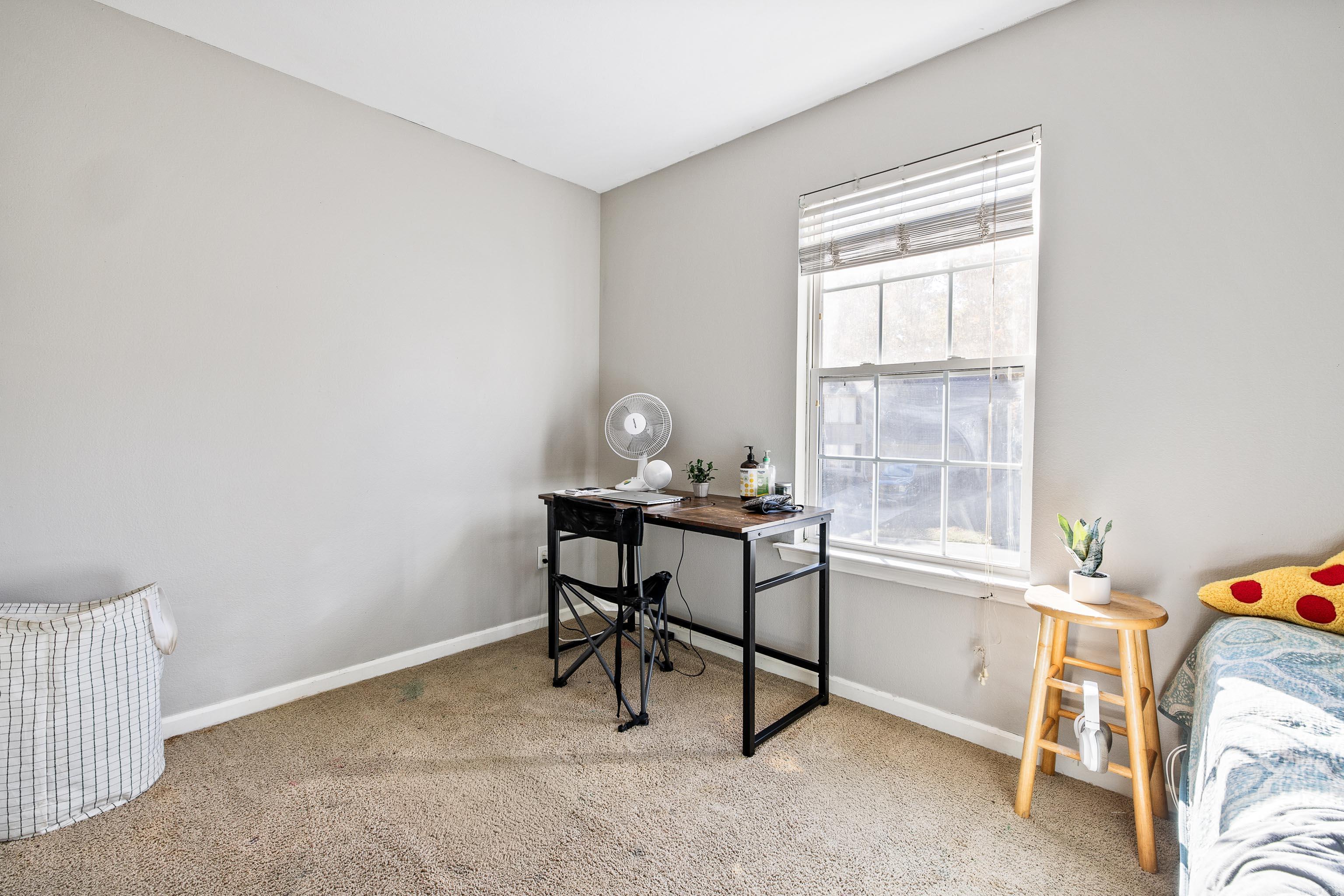 HARTFORD HILLS - Residential