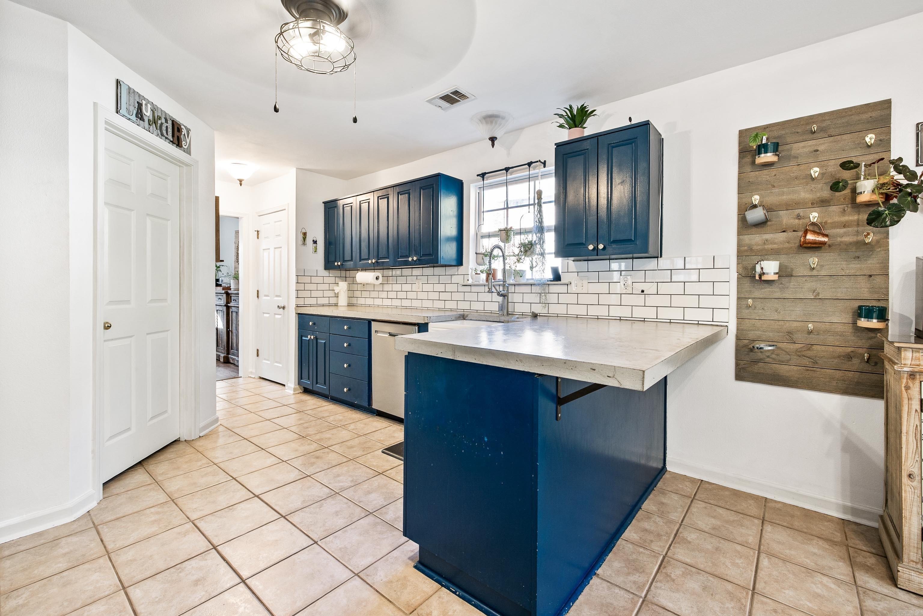 HARTFORD HILLS - Residential