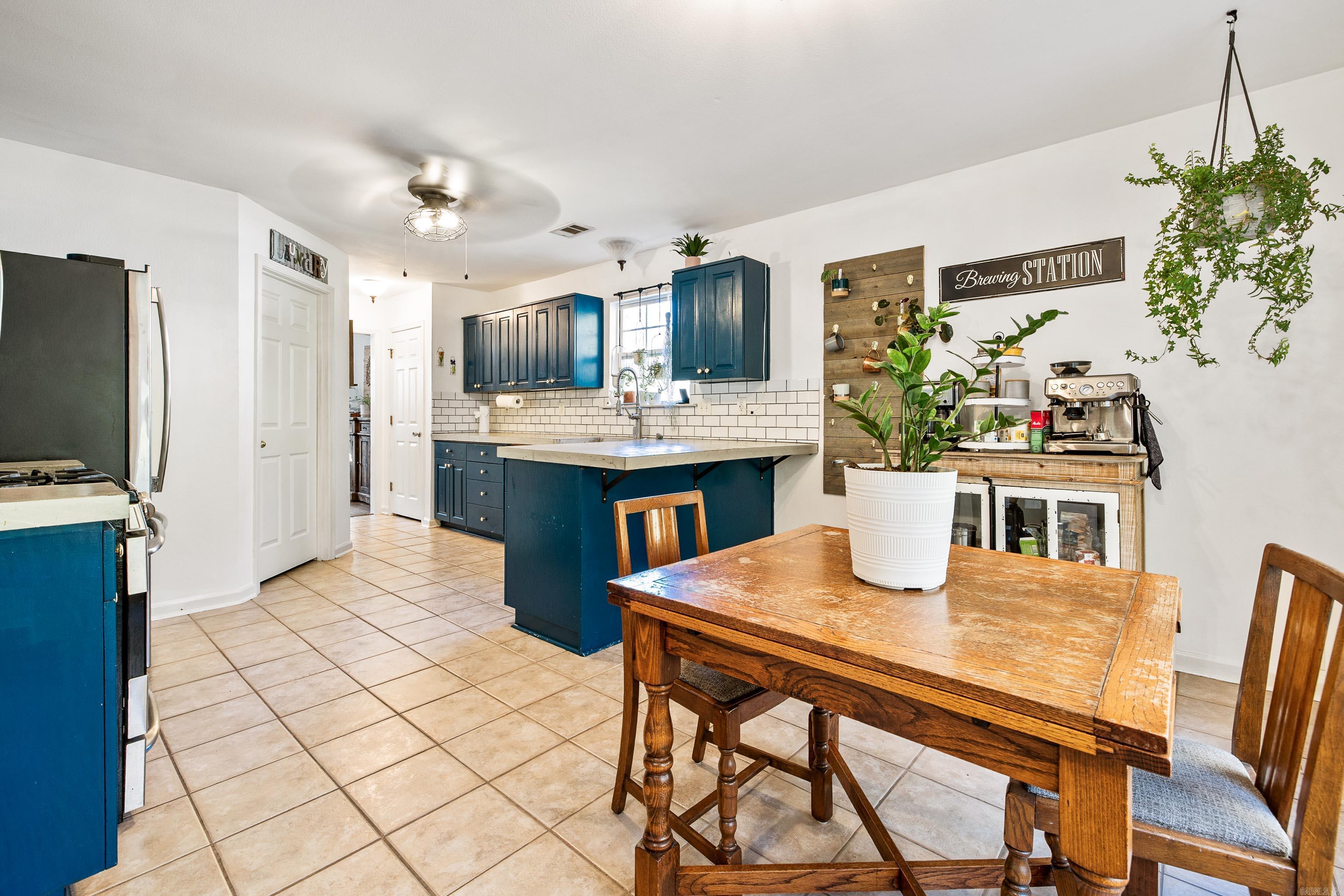 HARTFORD HILLS - Residential