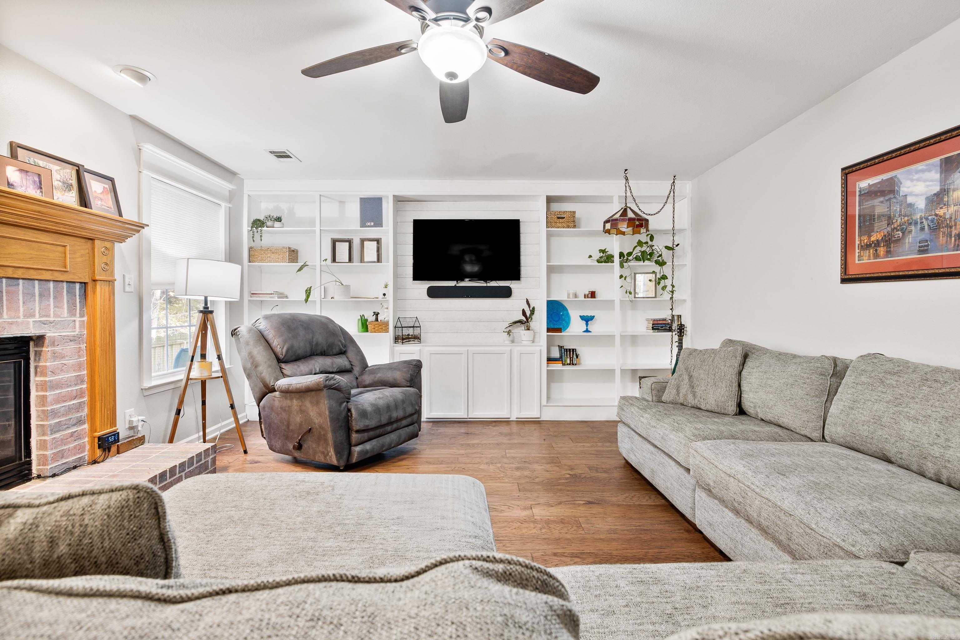 HARTFORD HILLS - Residential