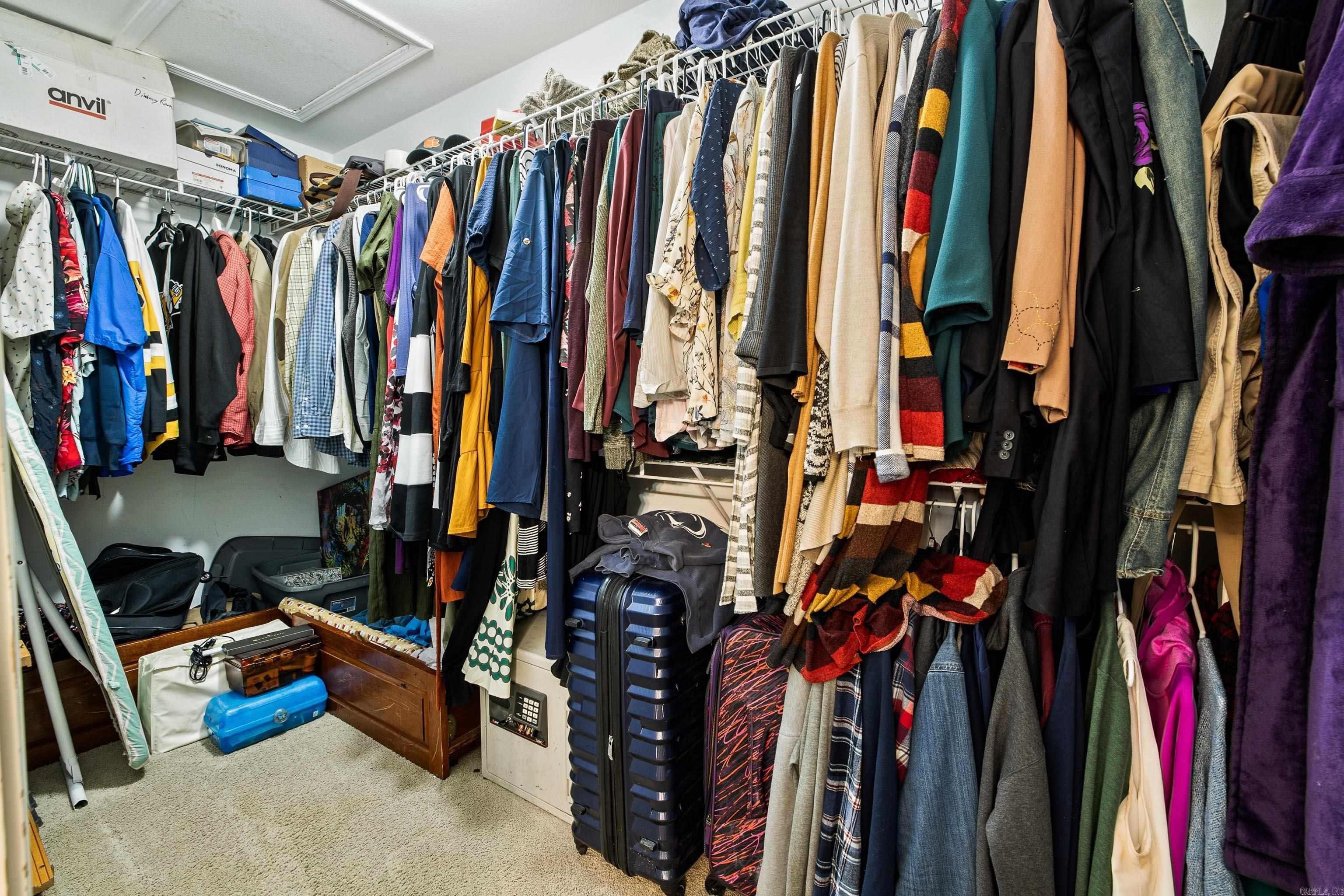 HARTFORD HILLS - Residential