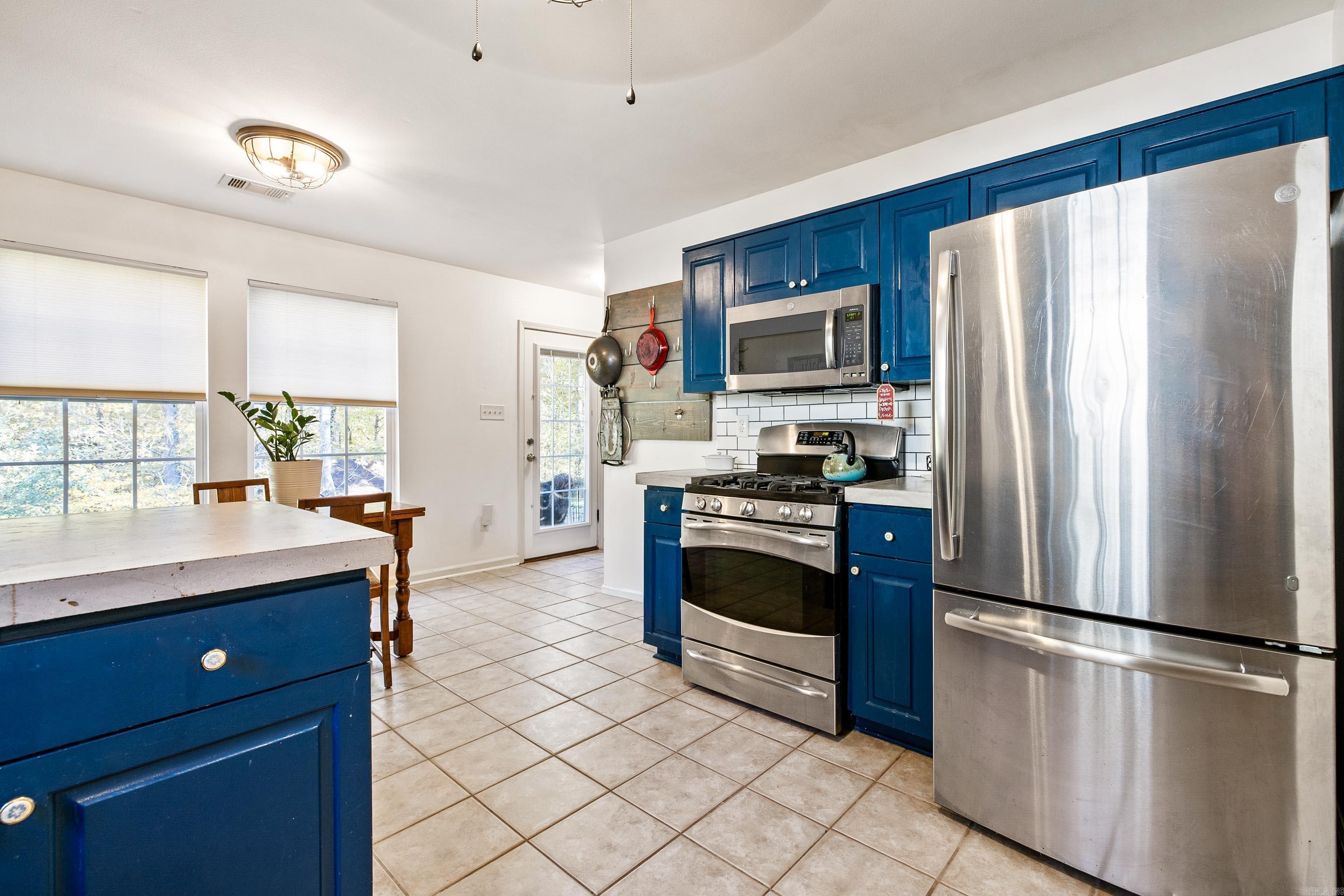 HARTFORD HILLS - Residential