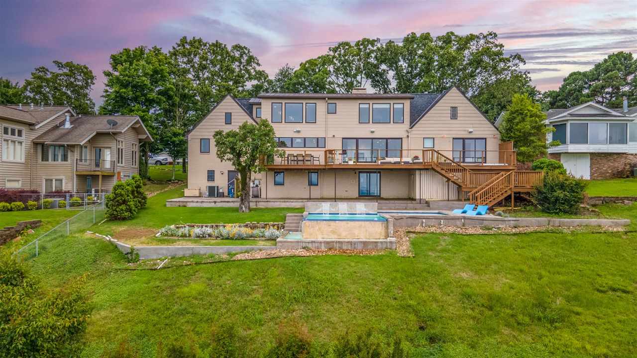WALTON HEIGHTS - Residential