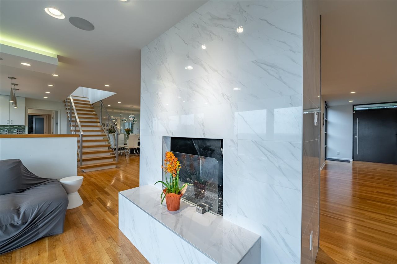 WALTON HEIGHTS - Residential