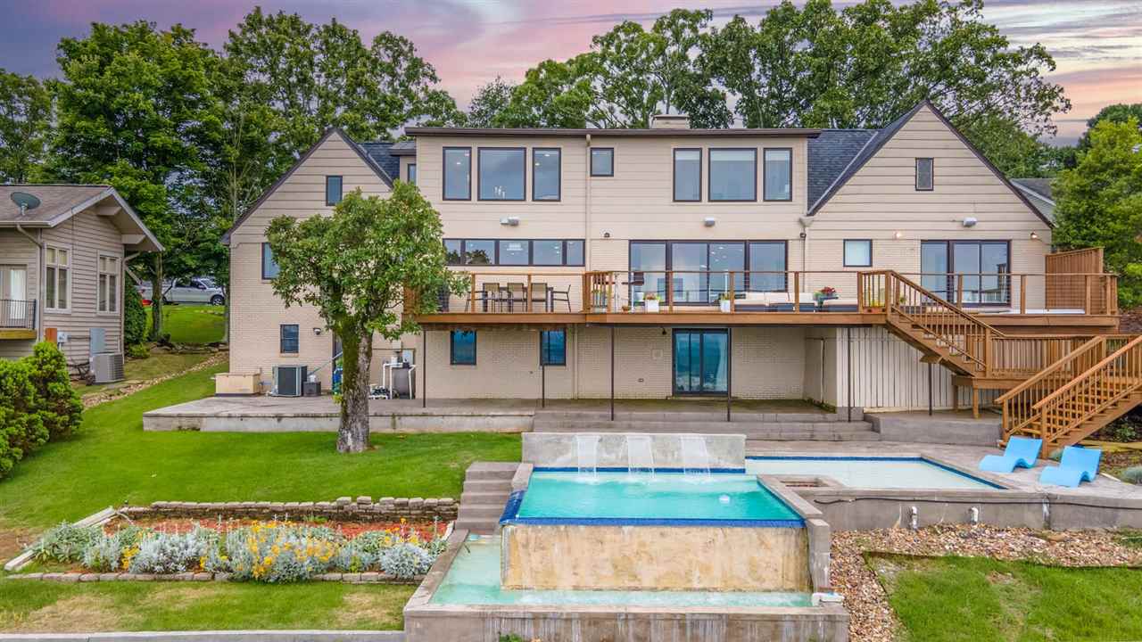 WALTON HEIGHTS - Residential