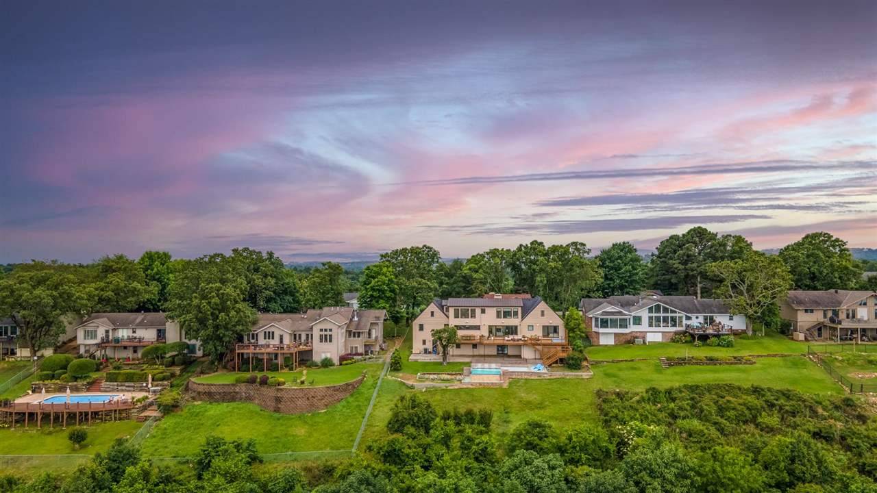 WALTON HEIGHTS - Residential