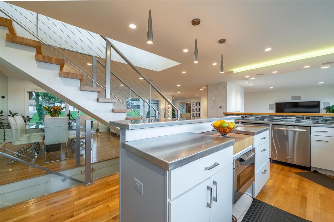 WALTON HEIGHTS - Residential