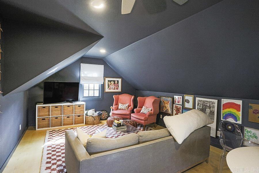 NEWTONS - Residential