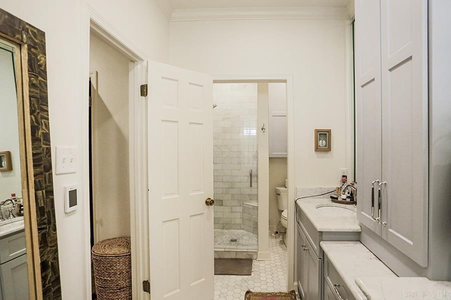 NEWTONS - Residential