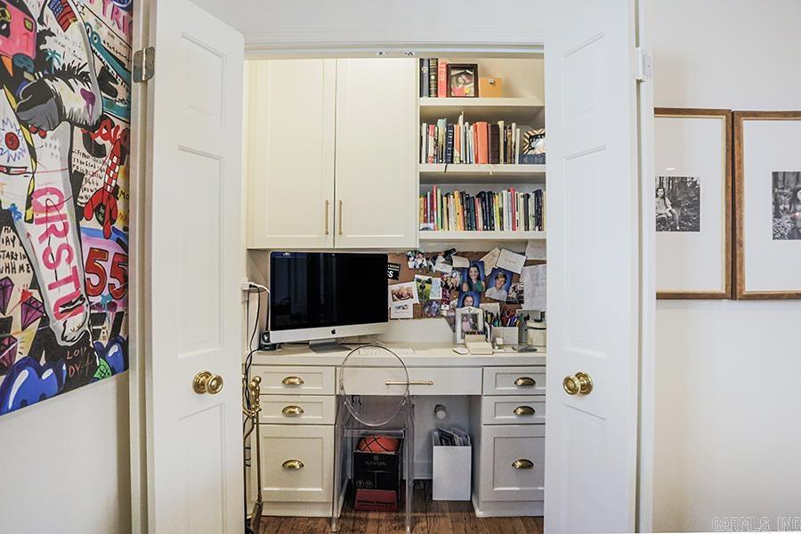 NEWTONS - Residential