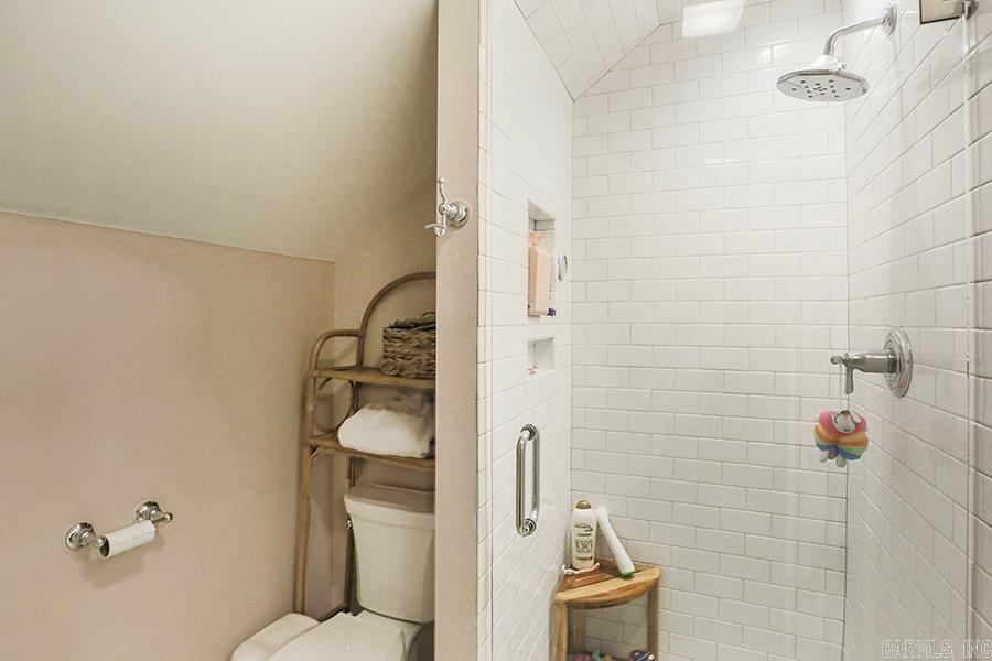 NEWTONS - Residential