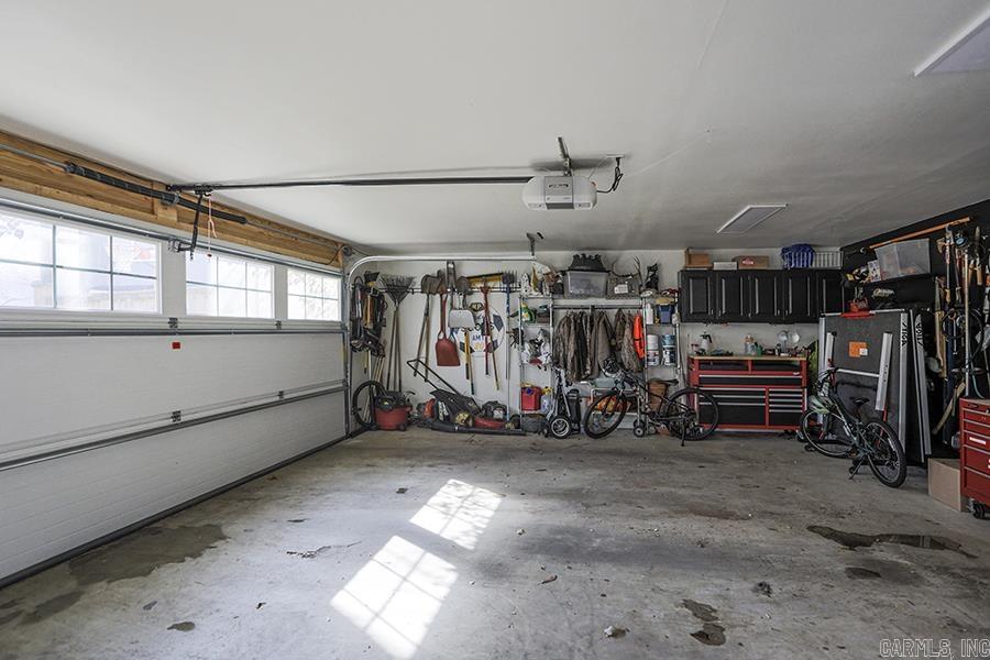 NEWTONS - Residential