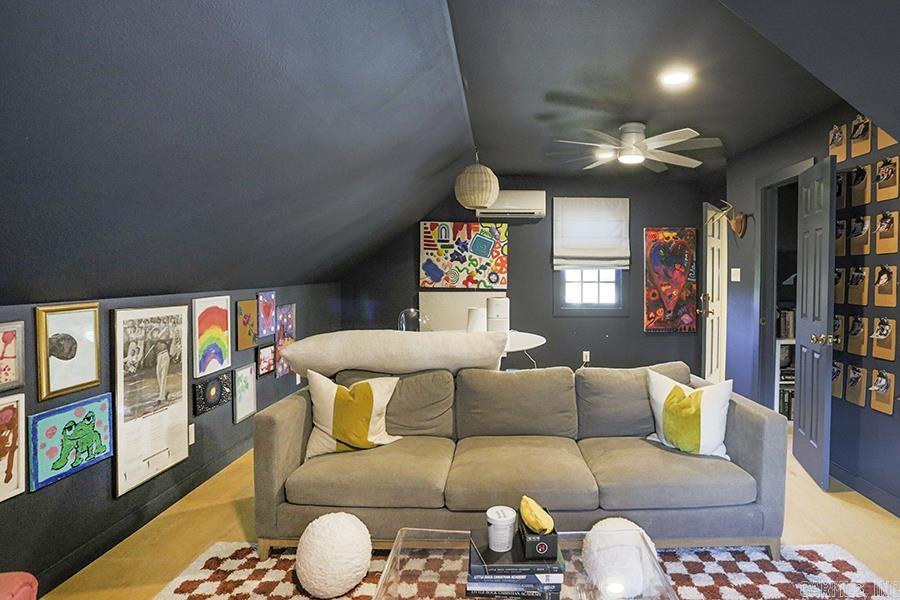 NEWTONS - Residential