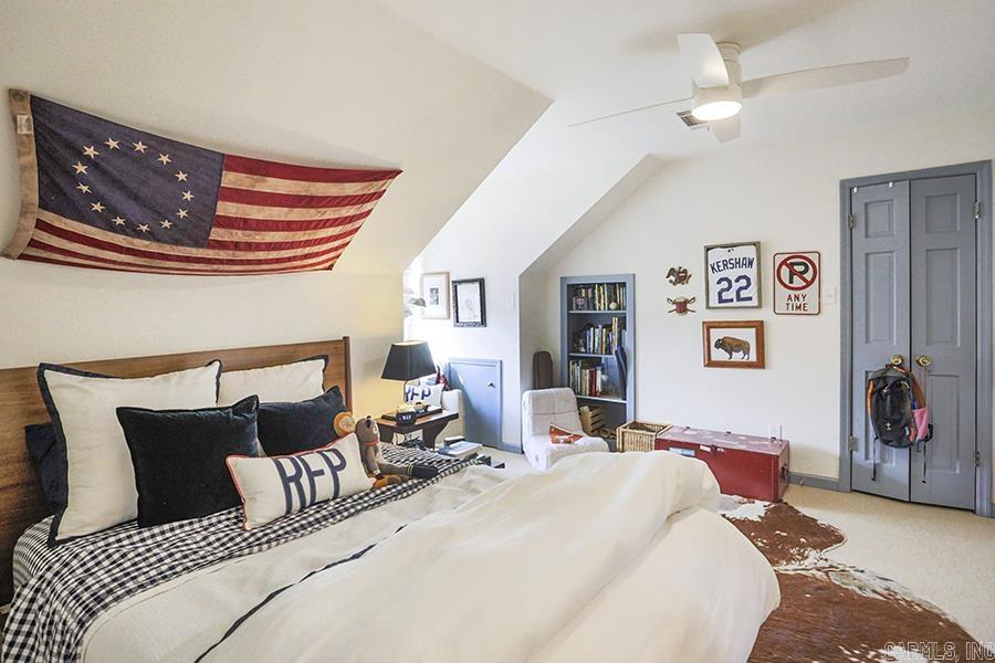 NEWTONS - Residential