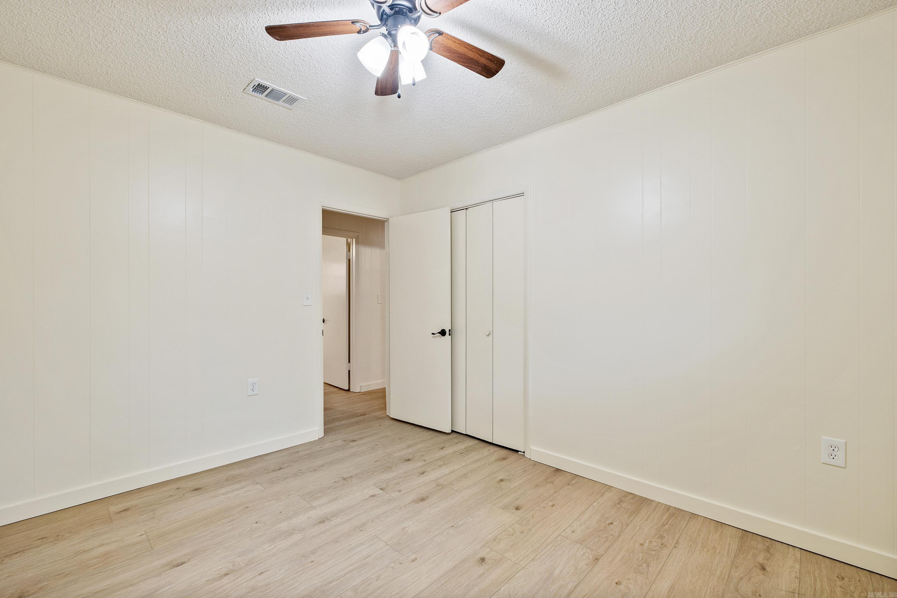 ALMQUIST - Residential