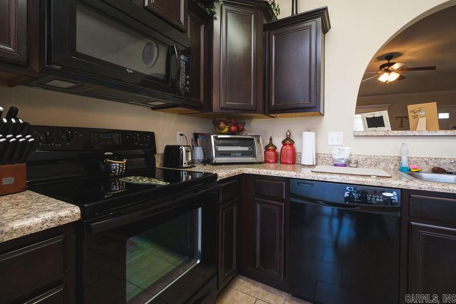 PARKWAY MEADOWS - Residential