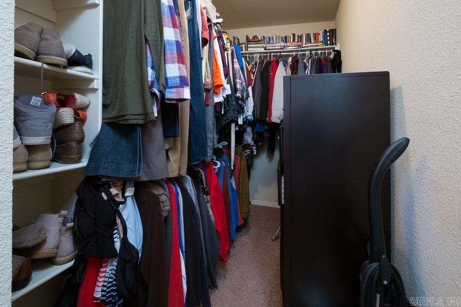 PARKWAY MEADOWS - Residential