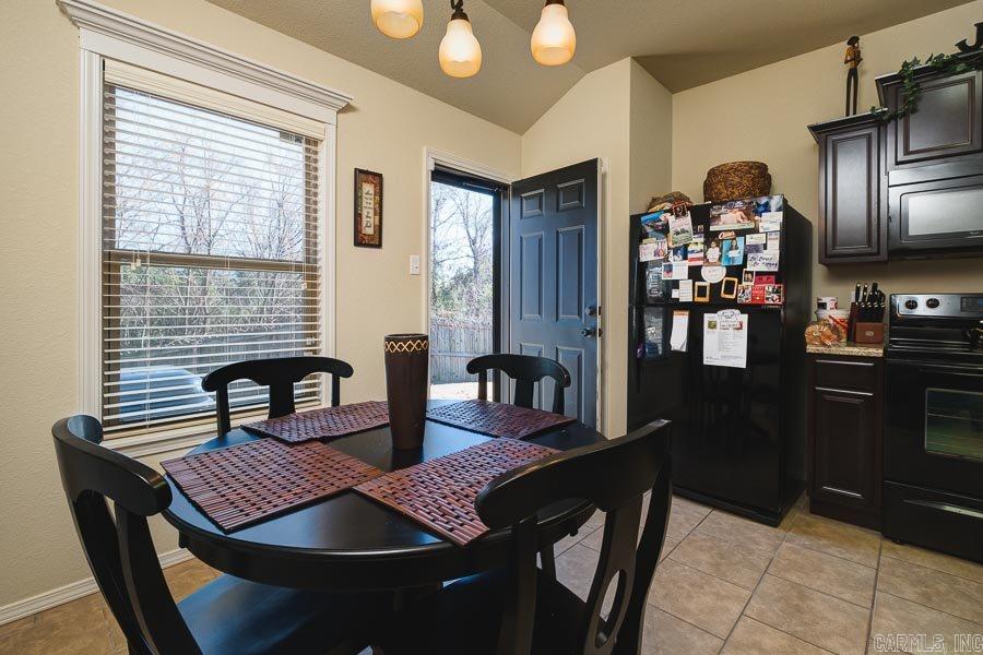 PARKWAY MEADOWS - Residential