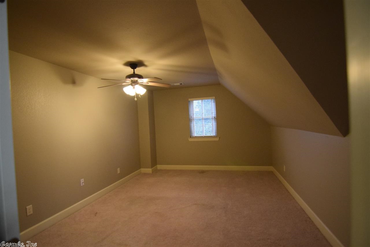 HURRICANE LAKE EST - Residential