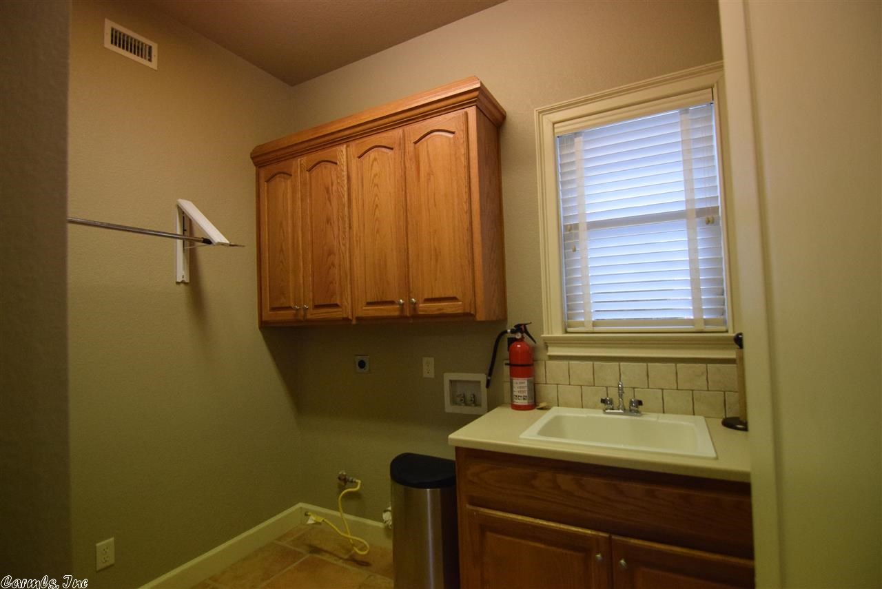 HURRICANE LAKE EST - Residential