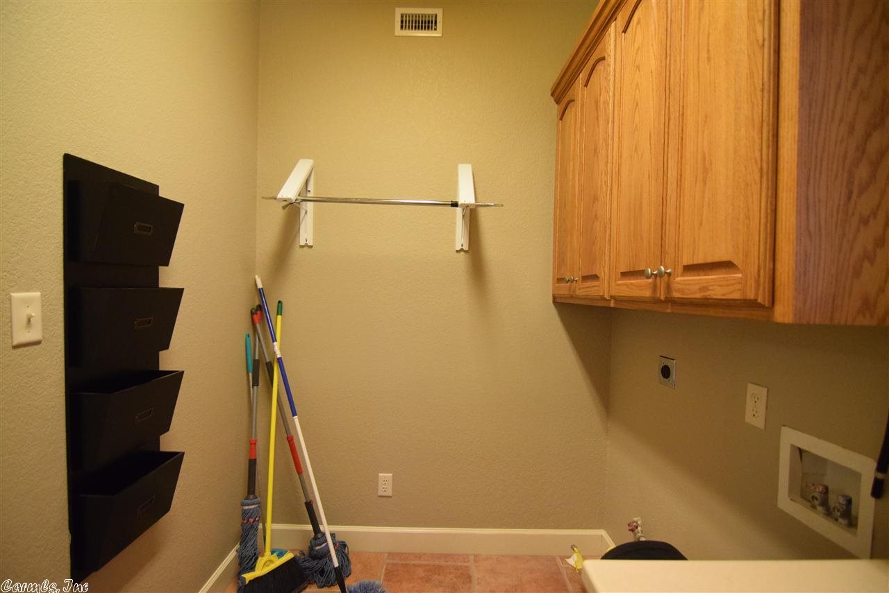 HURRICANE LAKE EST - Residential