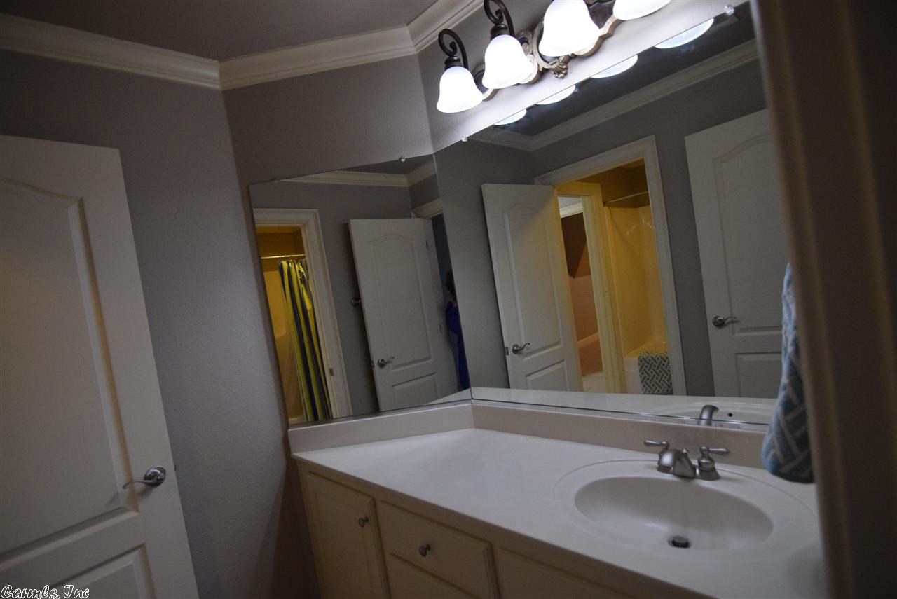 HURRICANE LAKE EST - Residential