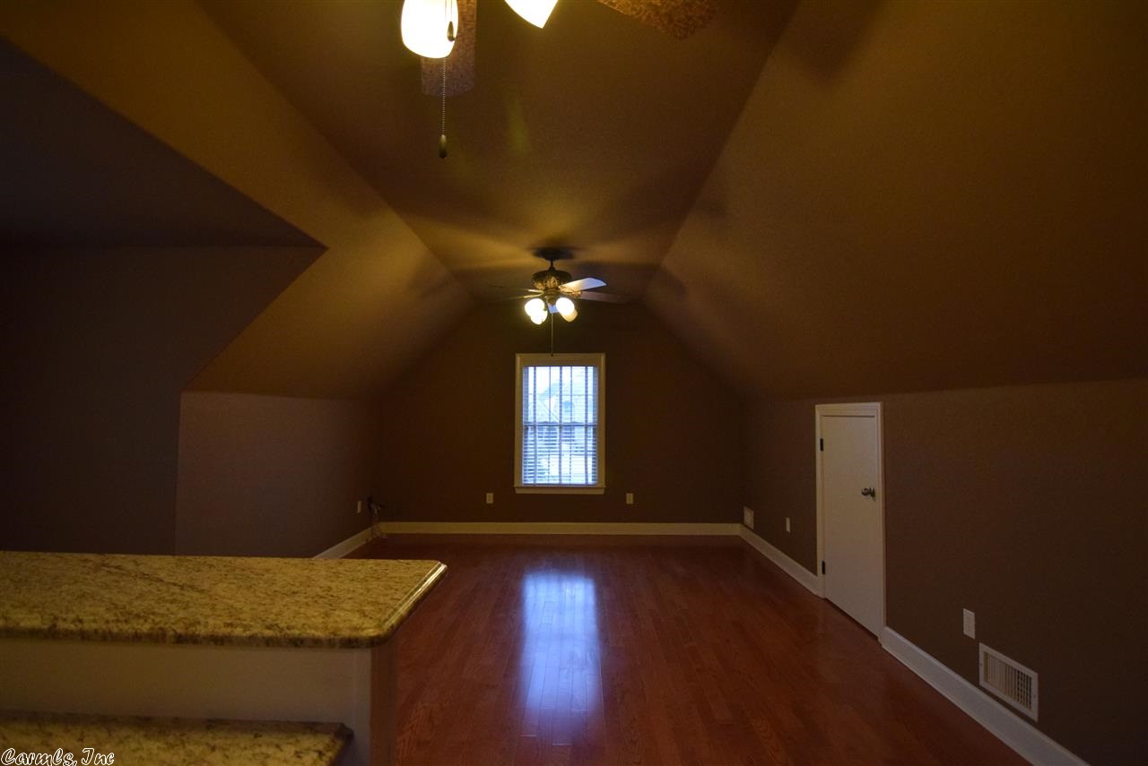 HURRICANE LAKE EST - Residential