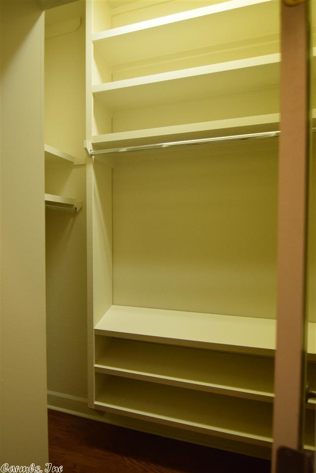 HURRICANE LAKE EST - Residential