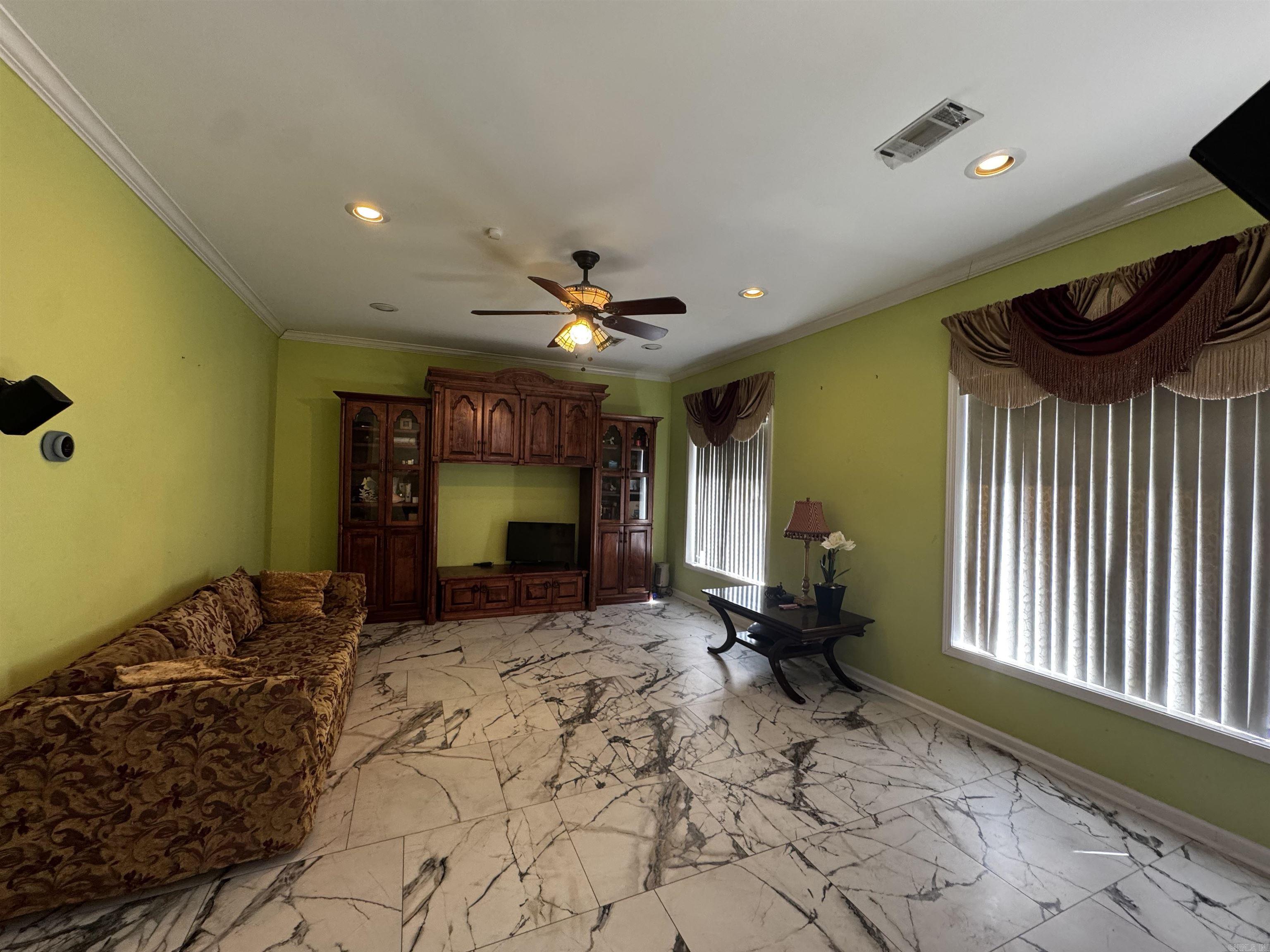 WASHINGTON HEIGHTS - Residential