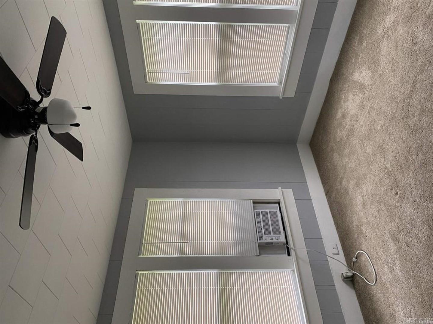 Hill Crest - Residential Lease