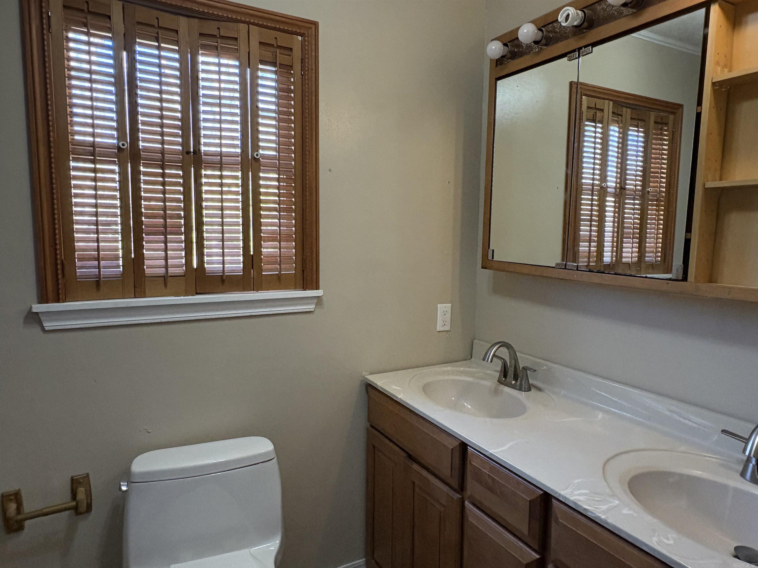 TANGLEWOOD HTS - Residential