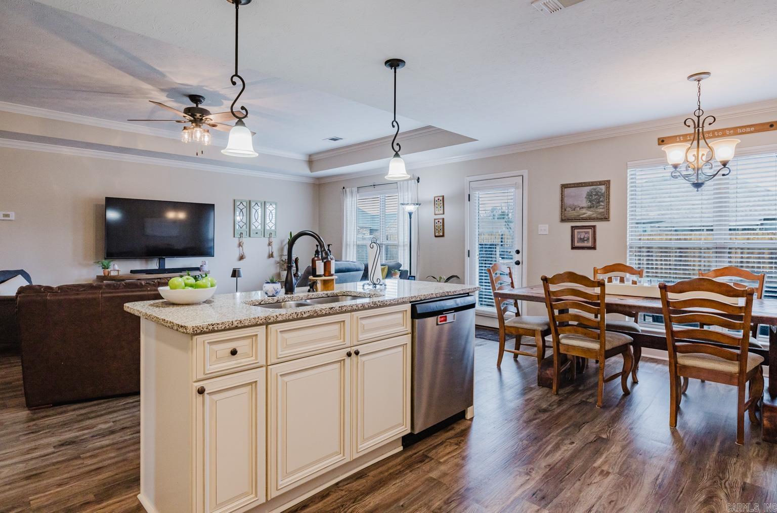 Makenna Cove - Residential