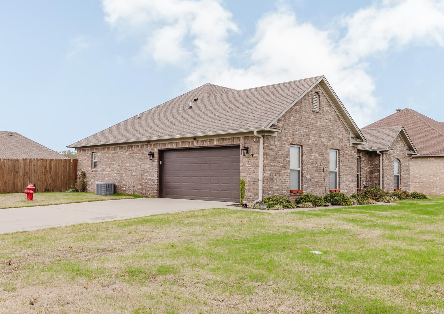 Makenna Cove - Residential