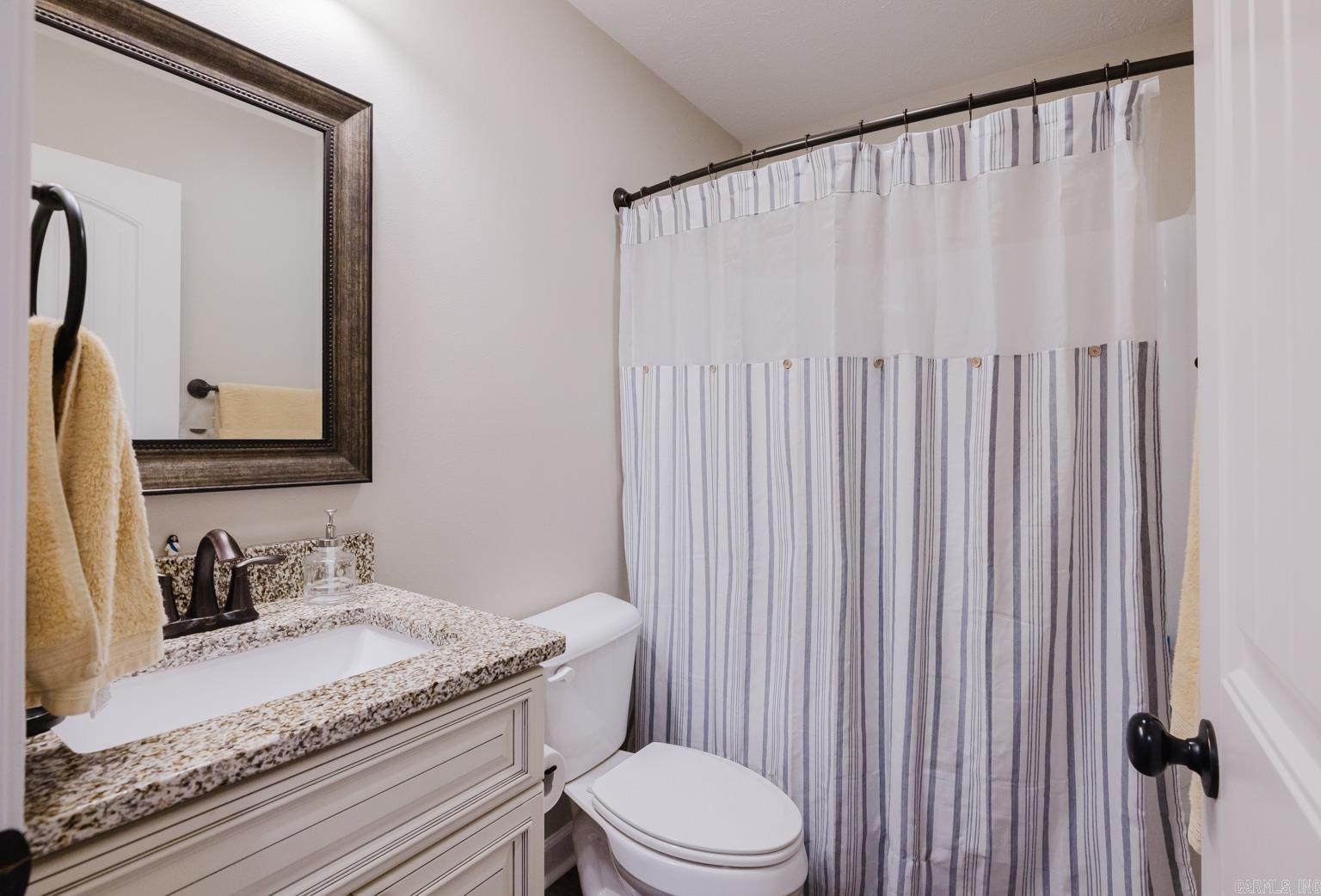 Makenna Cove - Residential